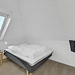 Pet Friendly In *